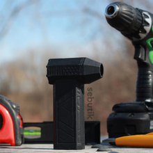 CleanerPro° AirBlaster 2.0: Kompakt Turbo Power-luftblåsare 