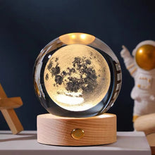 Ledsen™ CrystalBall - 3D-Solsystemets Kristallkula Med LED-Lampa 