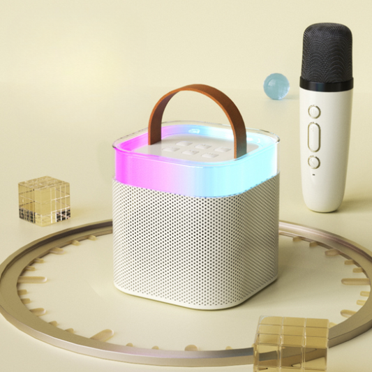 KaraokePro – Mini Karaokemaskin Med Trådlösa Mikrofoner